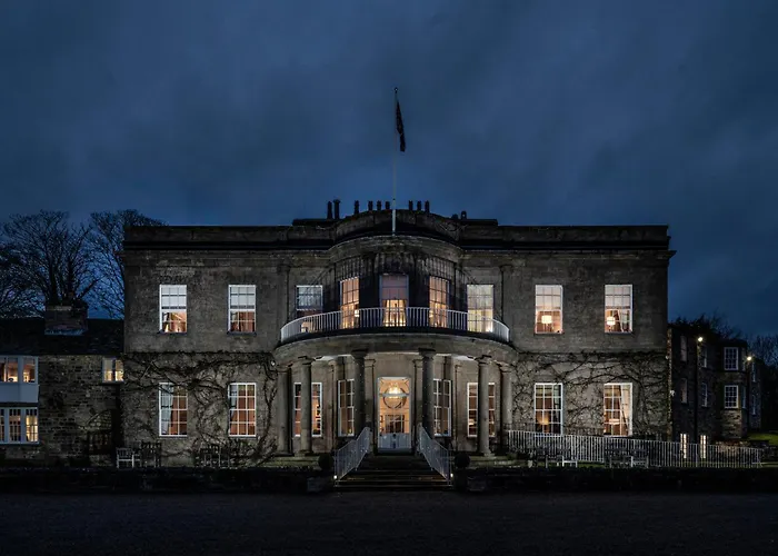 Wood Hall Hotel & Spa